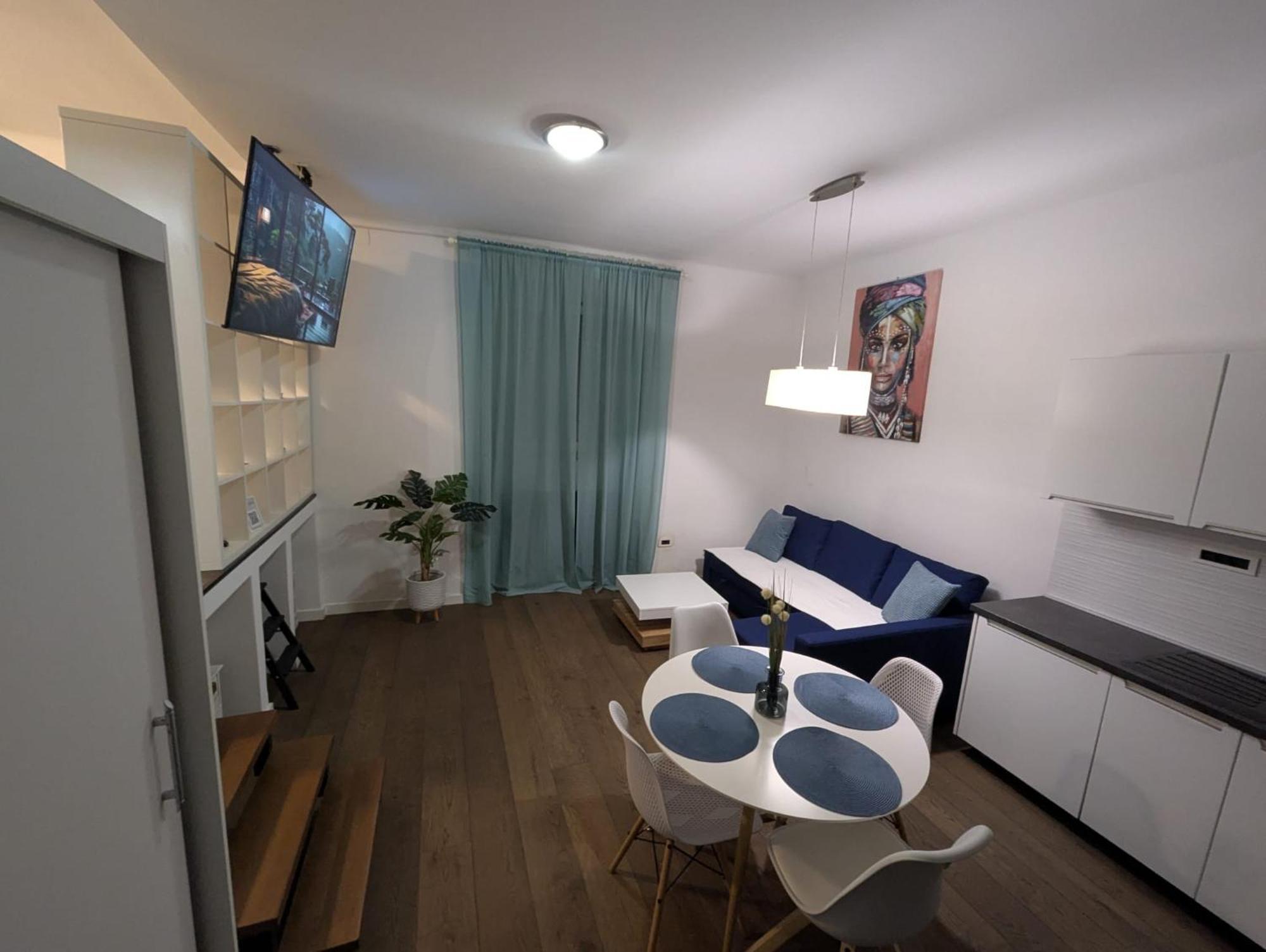 Fantabulous Downtown Abode W King Bed, 65" Tv, Washer And Tumble Dryer Zagreb Buitenkant foto
